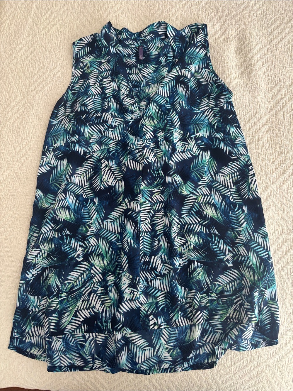 NYDJ Navy & Teal Leaf Print Sleeveless top